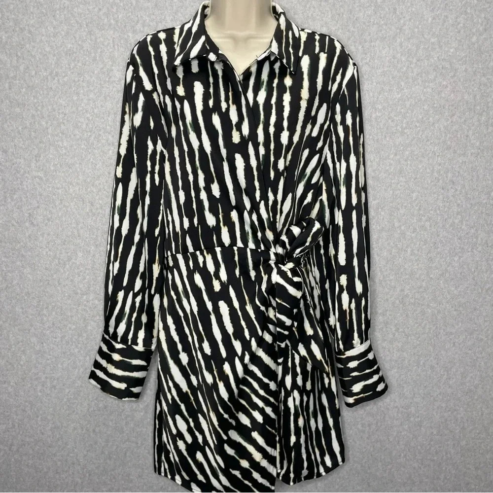 House of Harlow 1960 Black and White Printed Mini Dress